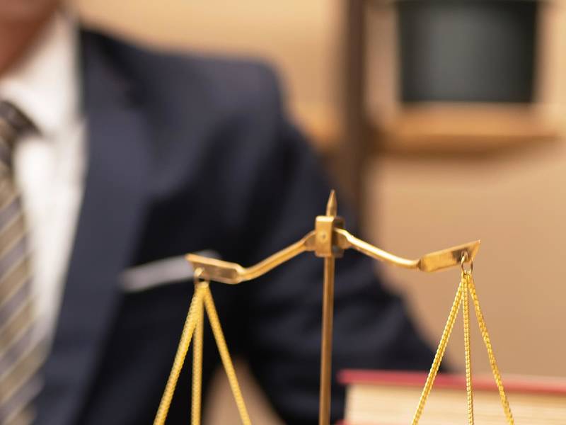上海拆迁律师：违建拆除期限究竟几何？深度剖析与应对之策